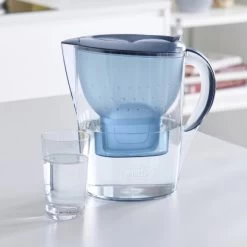 Brita Wasserfilter Marella Cool Blau 2,4 L -Moderne Küche Verkauf 190557 2981 8